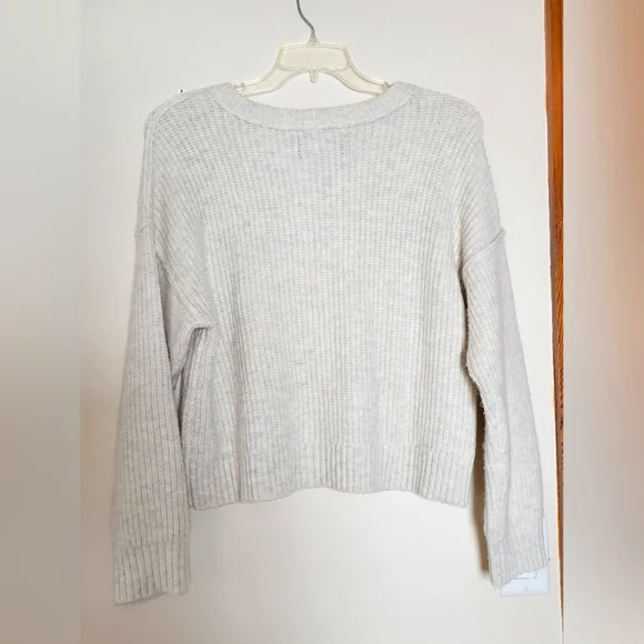 American Eagle AE cropped soft sweater - Picture 2 of 3